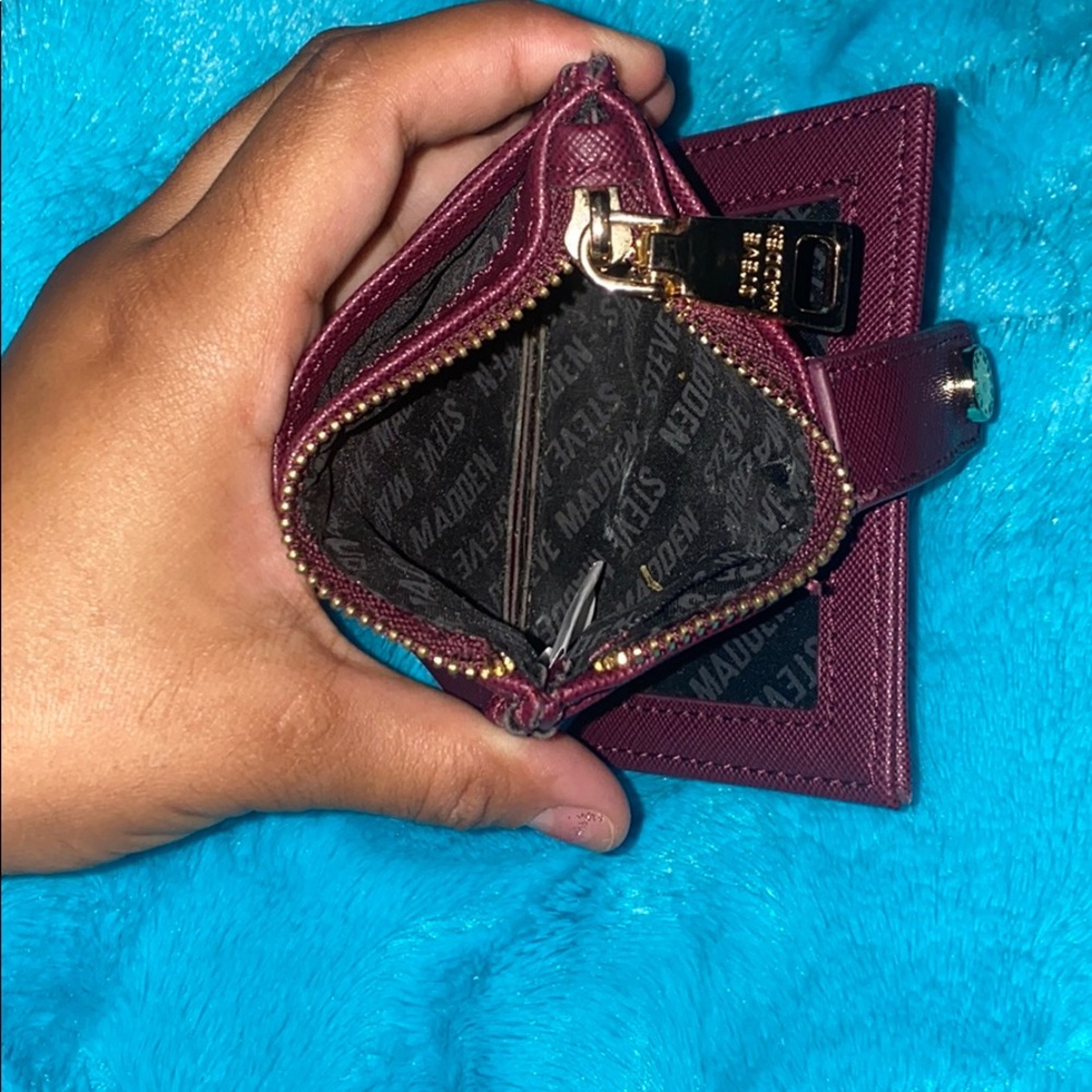 Card holder - Picture 2 of 4